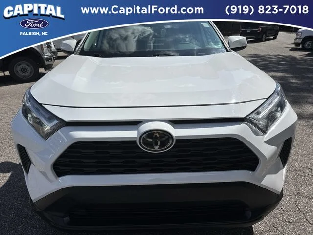 Used 2023 White Toyota XLE image 10