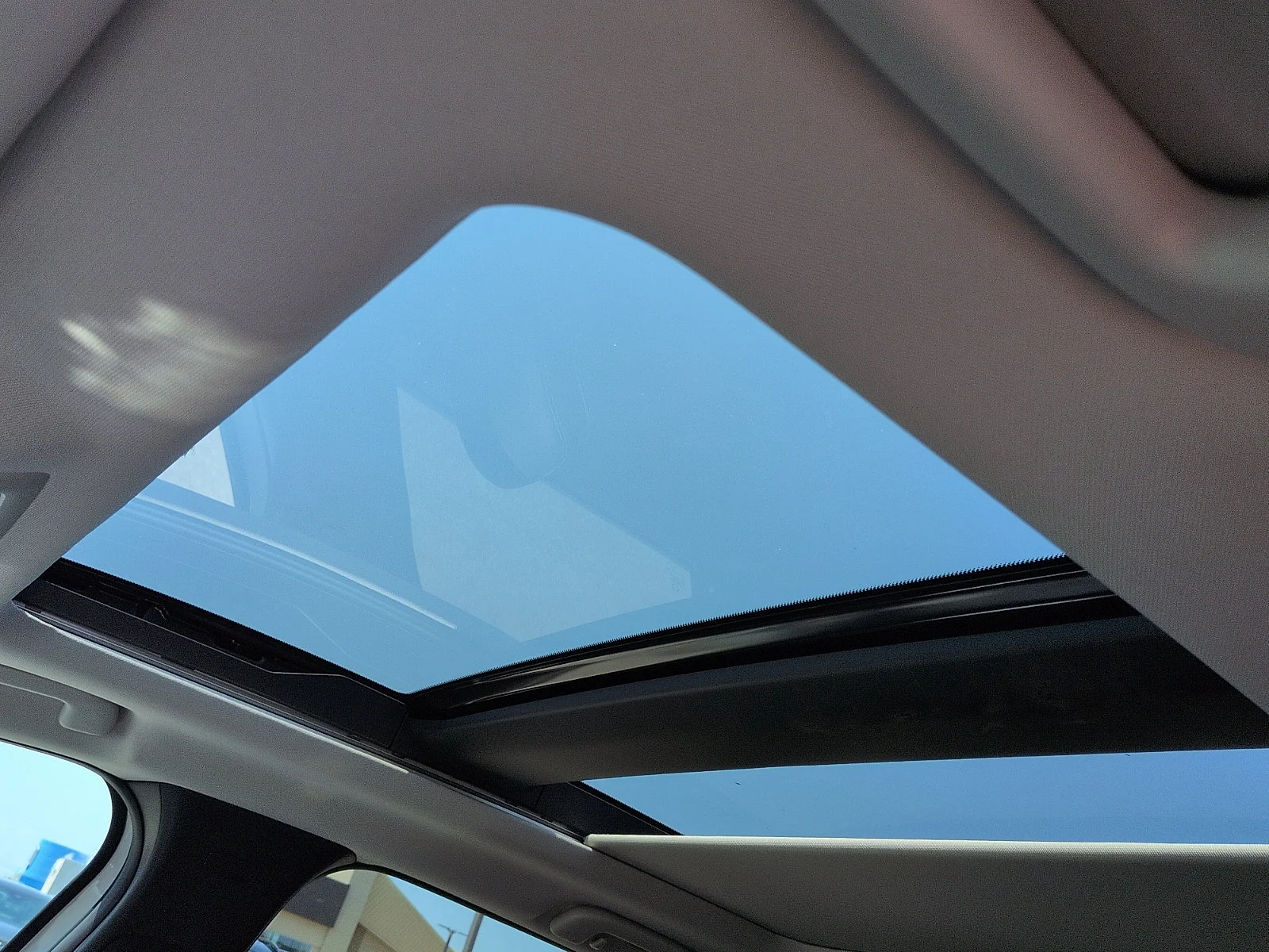 New 2026 Wind Chill Pearl Mazda 2.5 S Preferred image 10