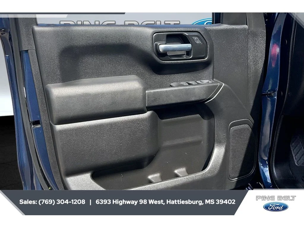 Used 2020 Northsky Blue Metallic Chevrolet Custom Trail Boss image 18