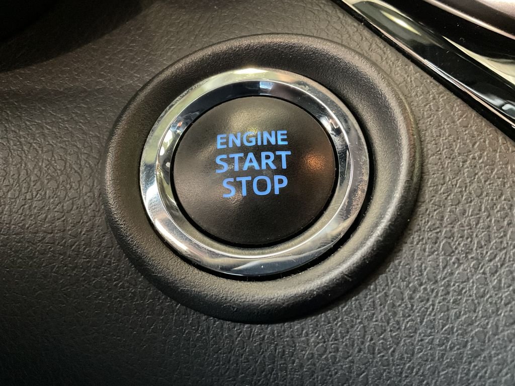 Used 2021 Black Toyota XLE image 17