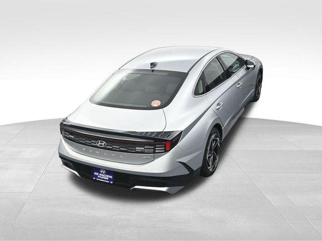 New 2026 Silver Hyundai SEL Sport image 28
