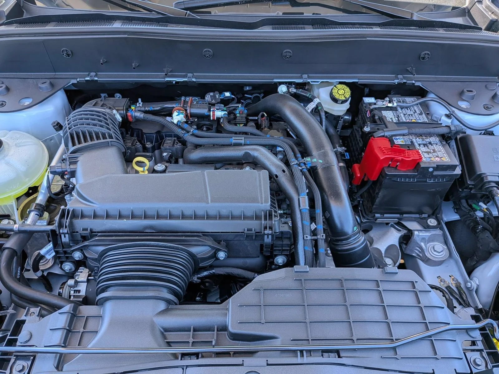New 2026 Oxford White Ford Badlands® image 30