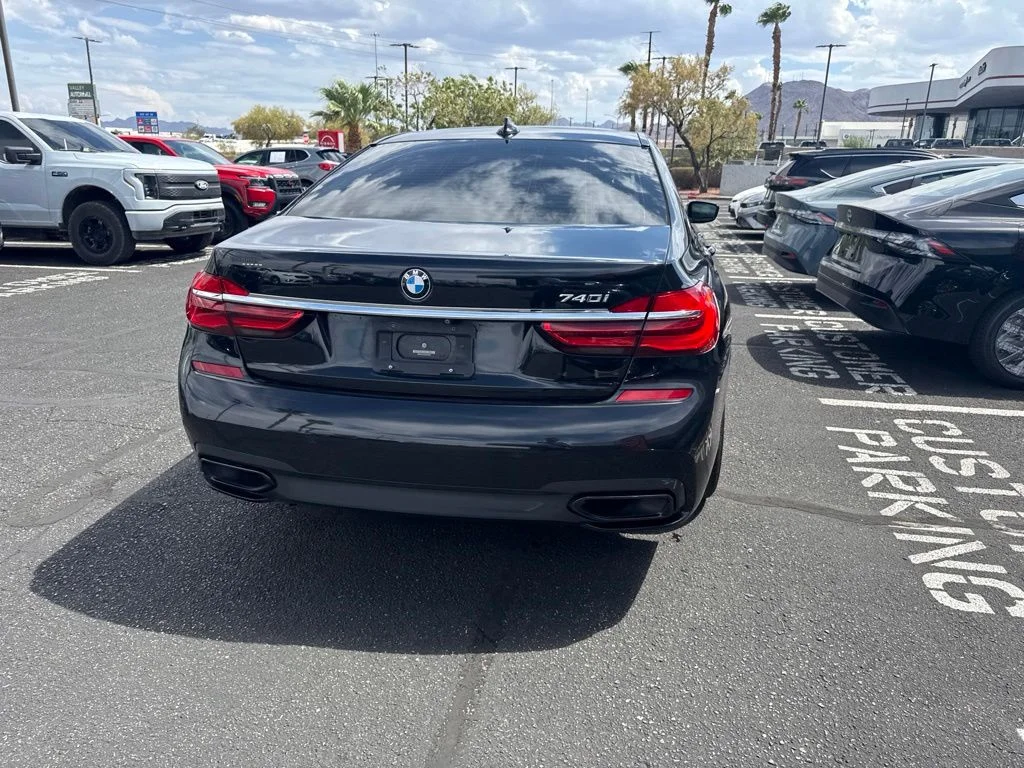 Used 2016 Black BMW 740i image 9