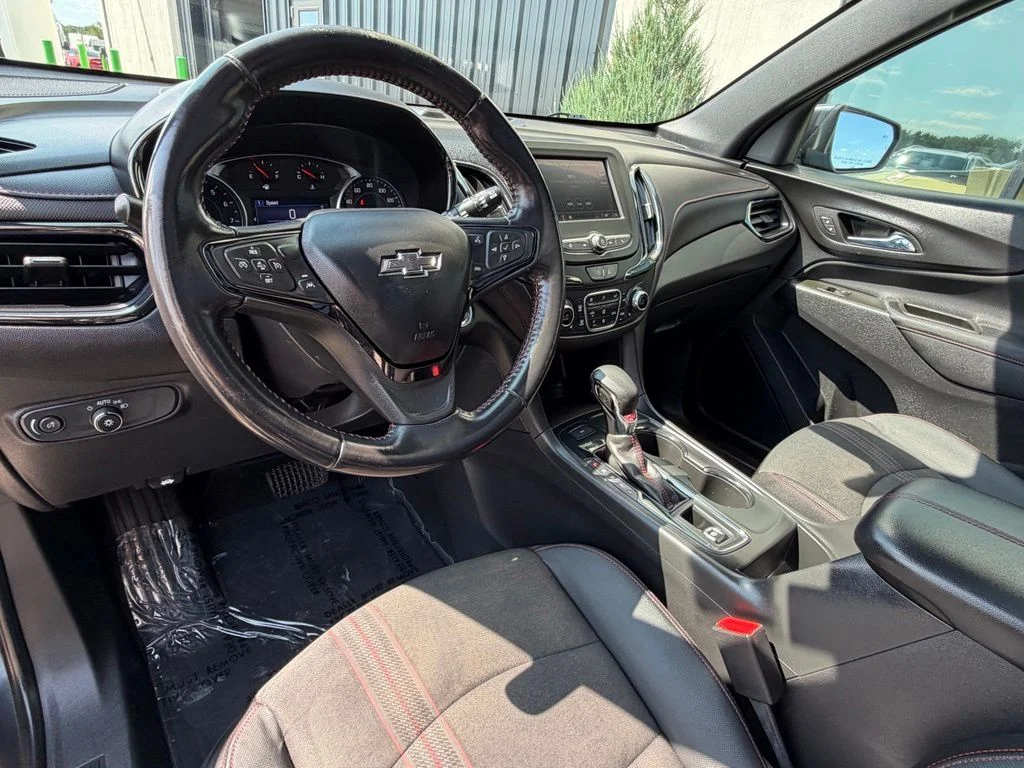 Used 2022 Gray Chevrolet RS image 11