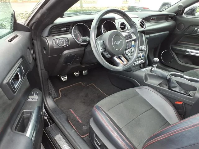 Used 2022 Black Ford GT Premium image 19