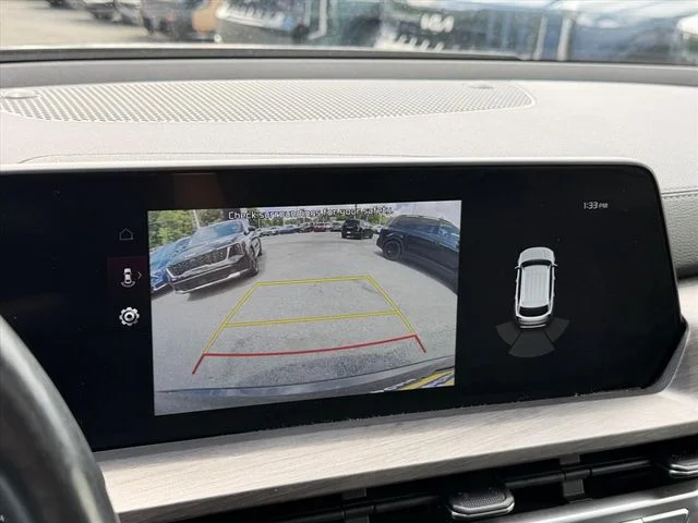 Used 2024 Green Kia EX X-Line image 30
