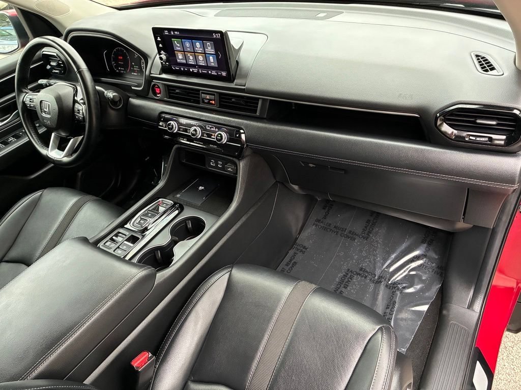 Used 2025 Red Honda EX-L+ image 38
