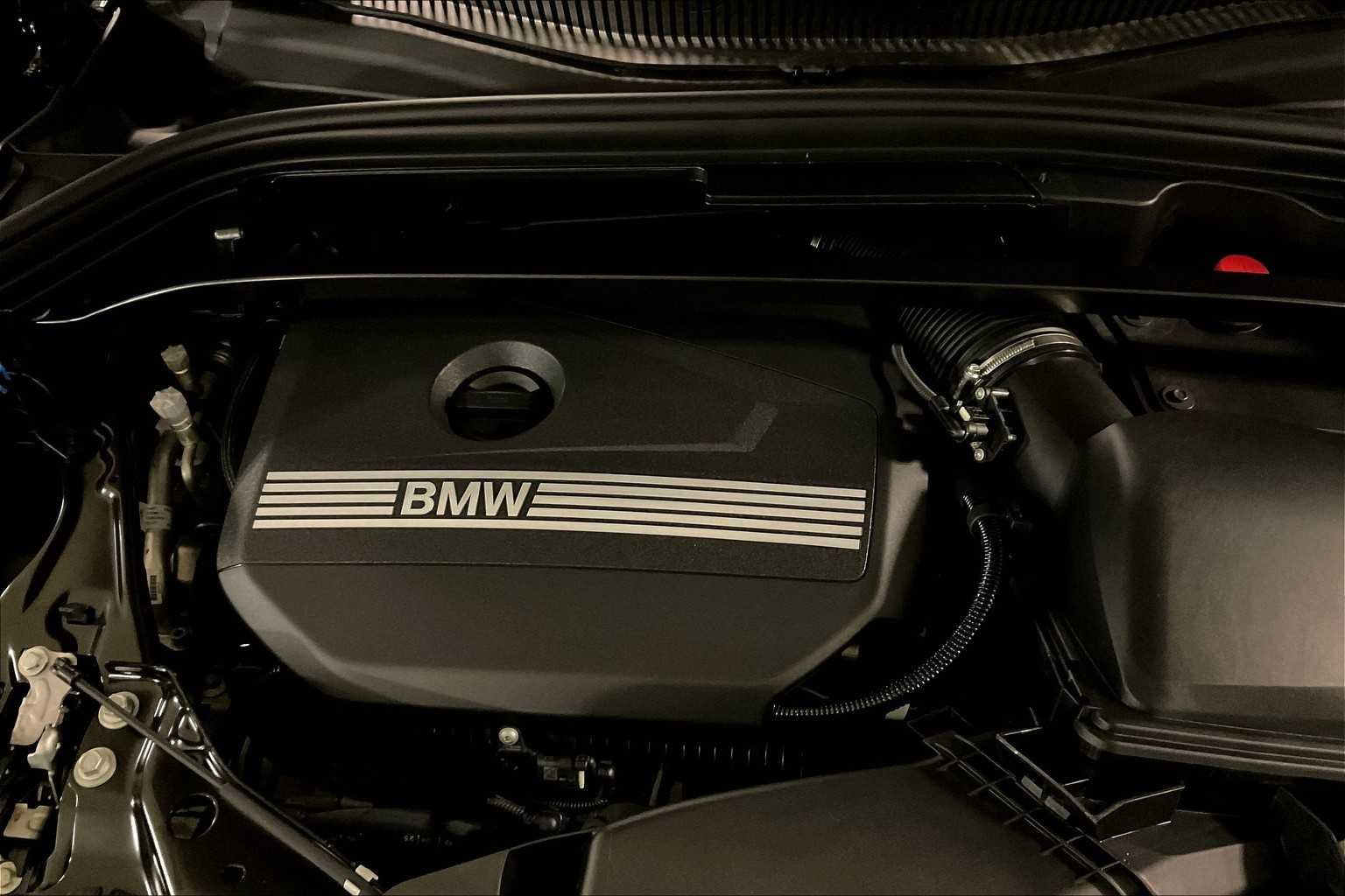 Used 2026 Black Sapphire Metallic BMW xDrive28i image 17