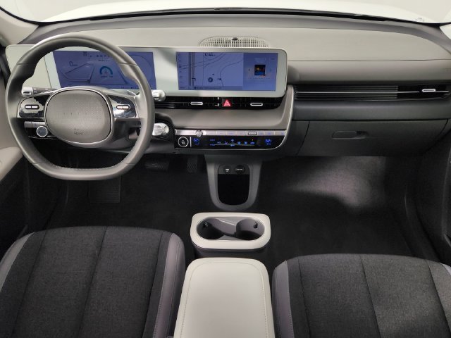 2024 Hyundai IONIQ 5 SE - Photo 18