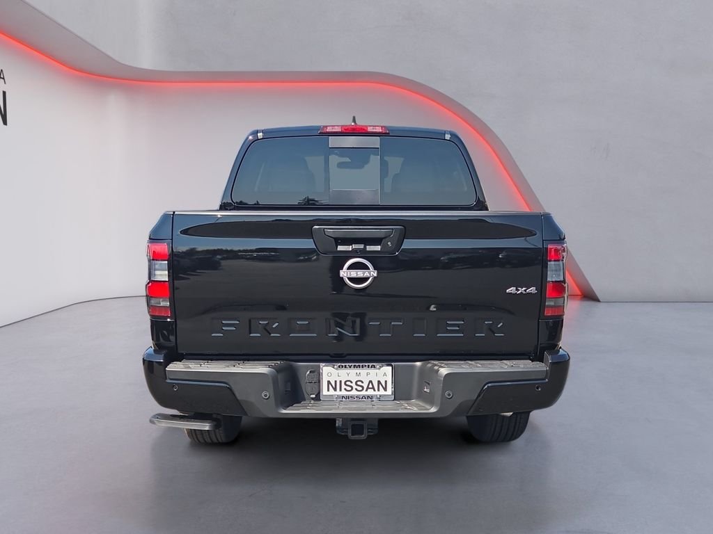 New 2026 Super Black Nissan Crew Cab SV image 4
