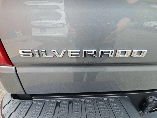 New 2026 Sterling Gray Metallic Chevrolet Custom image 34