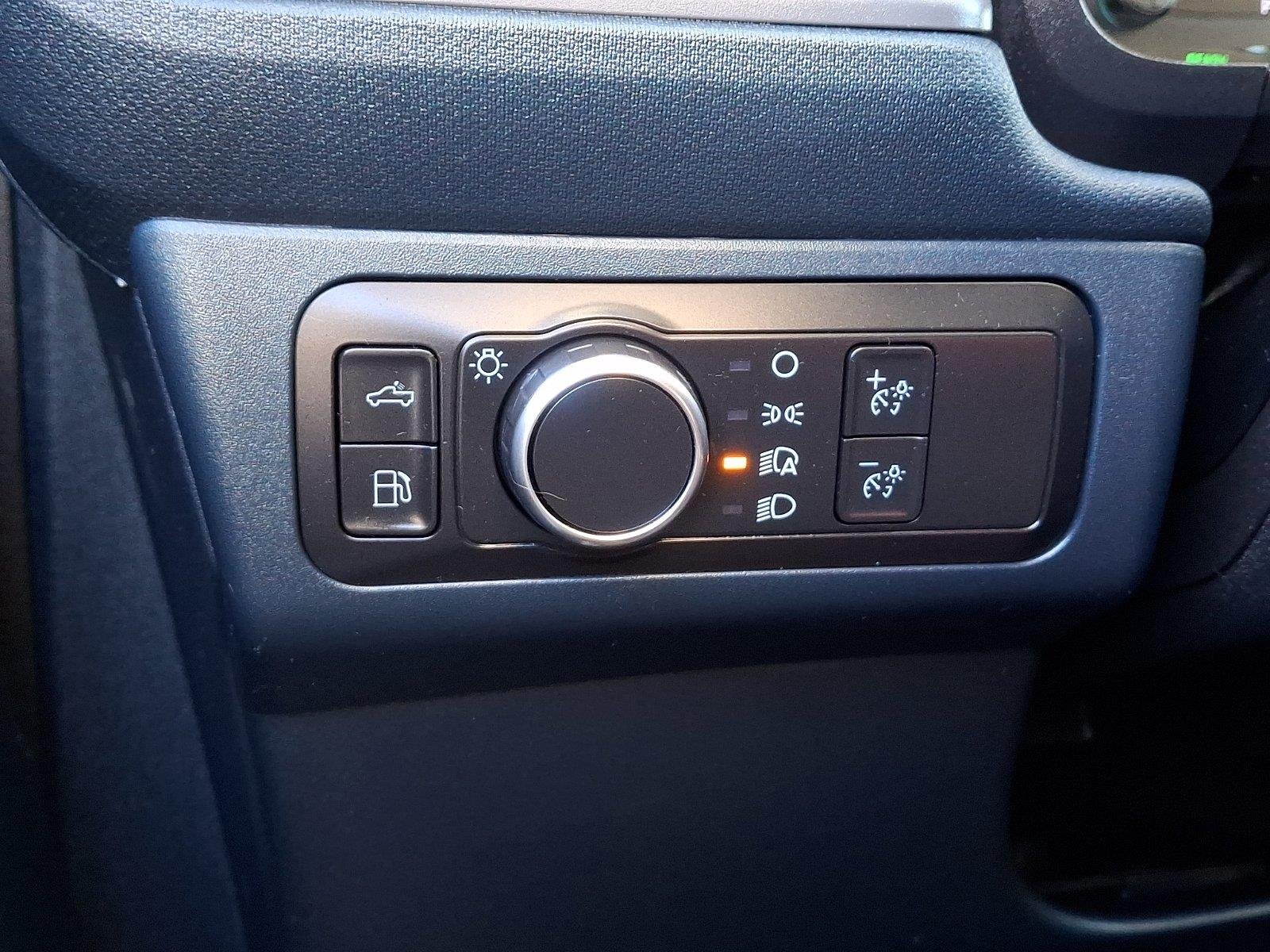Used 2022 Oxford White Ford XL image 24