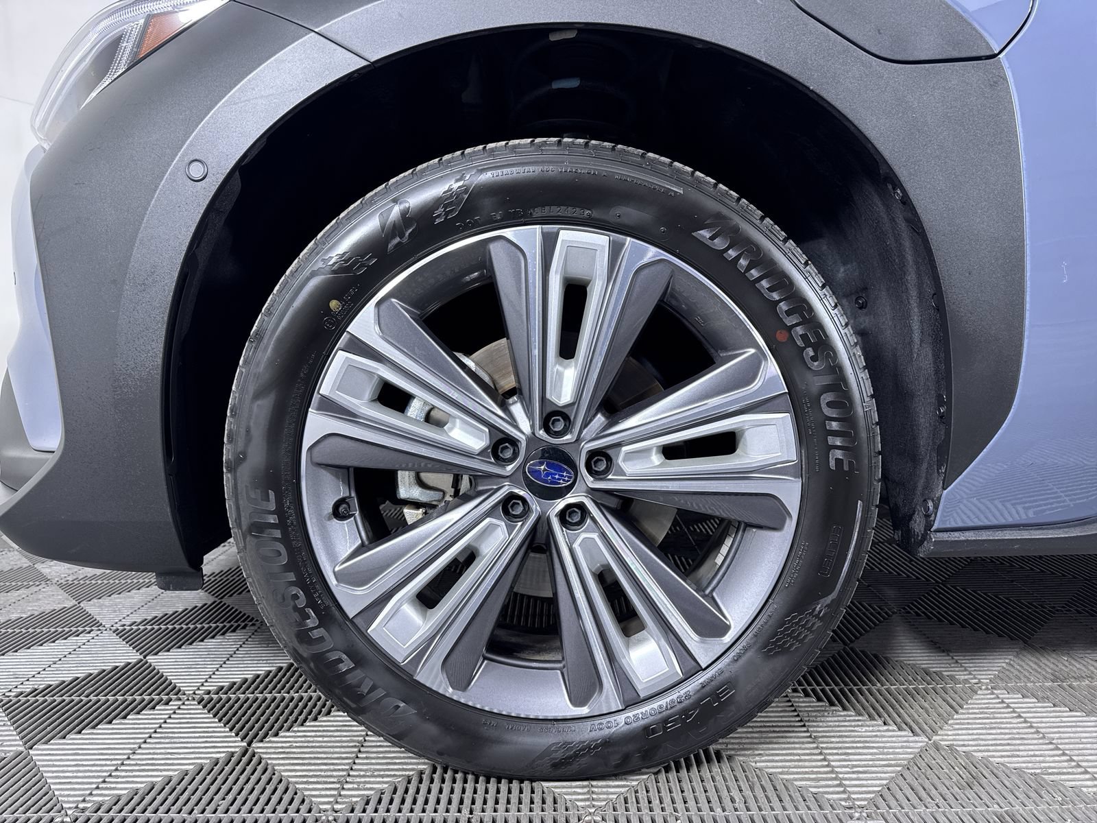 Used 2023 Harbor Mist Gray Pearl Subaru Limited image 25