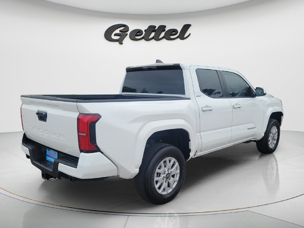 Certified Used 2025 White Toyota SR5 image 5