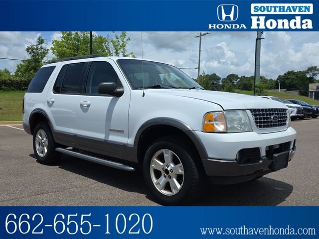 2004 Ford Explorer XLT 4.6's photo
