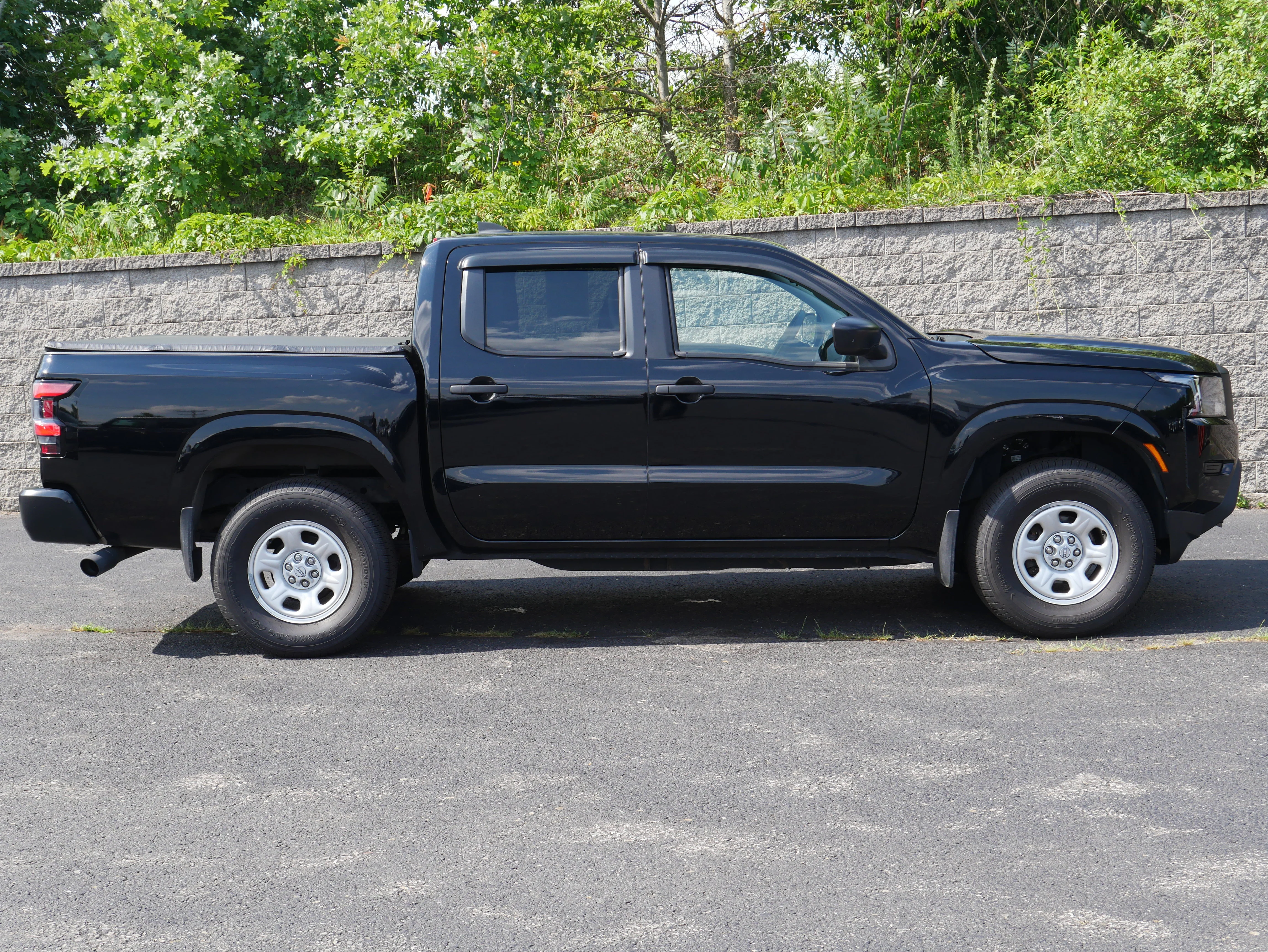 2023 Nissan Frontier S - Photo 8