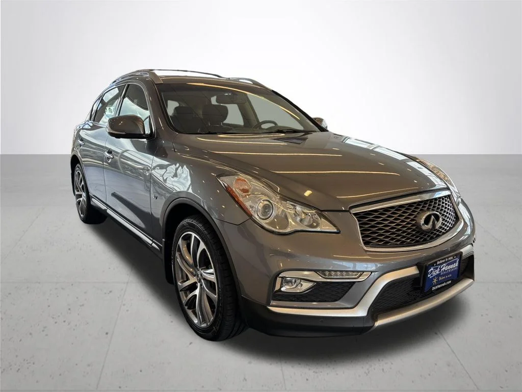 Used 2016 Gray INFINITI Base image 5