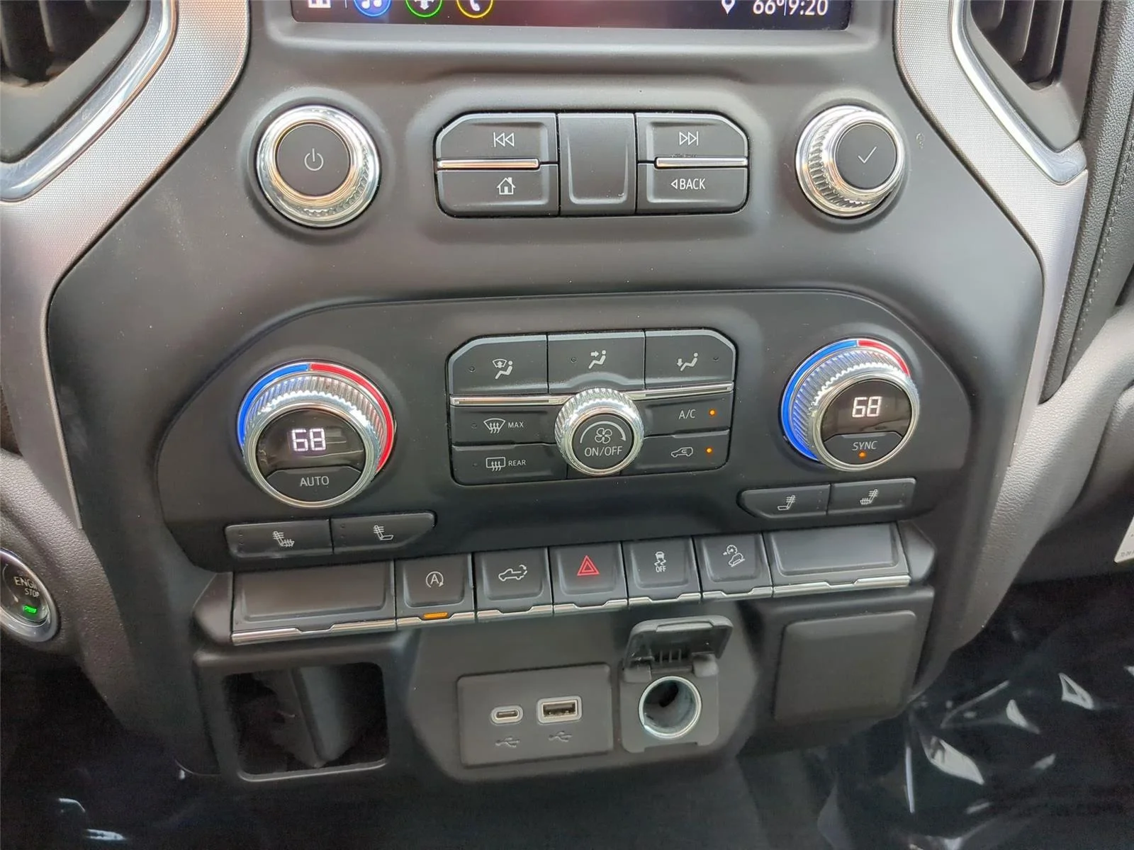 Used 2021 Summit White GMC SLE image 23