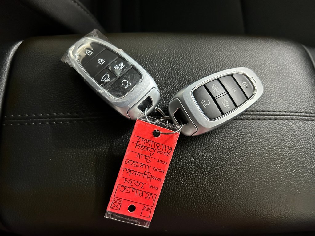 Used 2024 Gray Hyundai SEL image 26