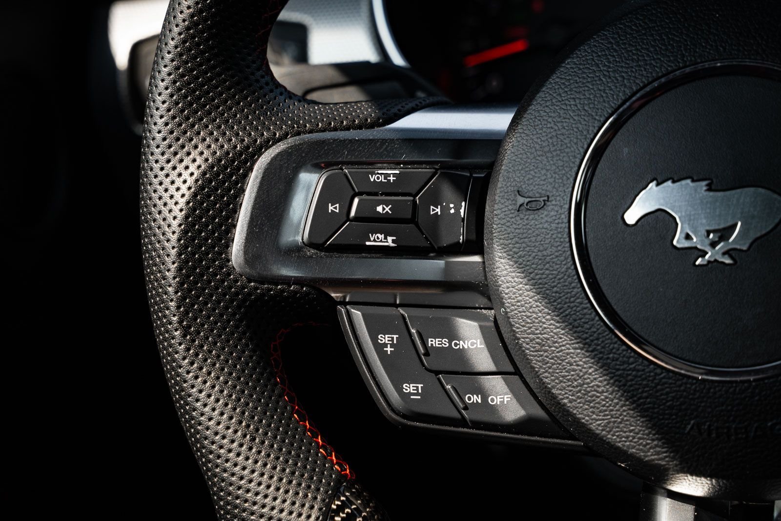 Certified Used 2018 Black Ford GT image 31