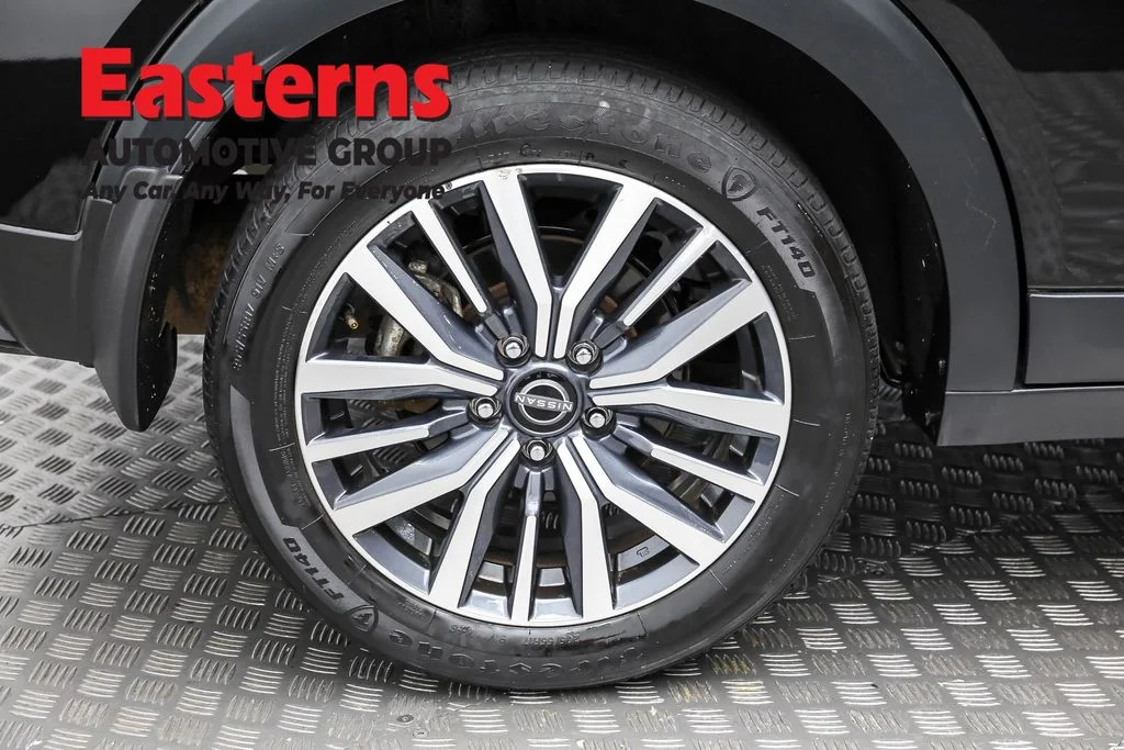 Used 2023 Black Nissan SV image 29