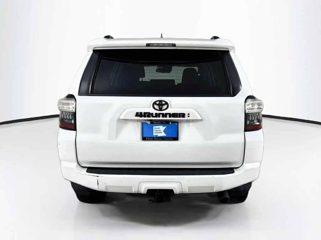 Used 2023 Ice Toyota SR5 Premium image 6