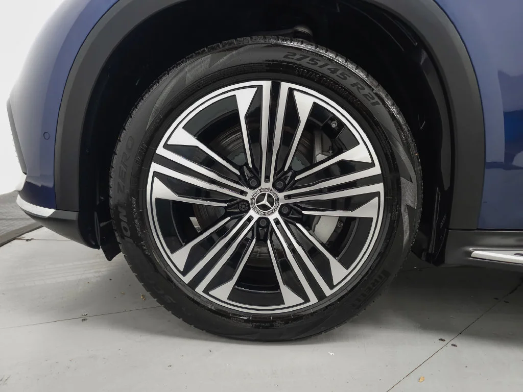 Certified Used 2024 Twilight Blue Metallic Mercedes-Benz 450 image 38