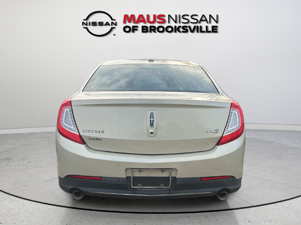 Used 2014 Silver Lincoln Base image 9
