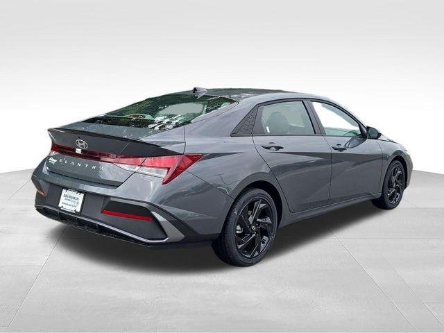 New 2026 Gray Hyundai SEL Sport image 10
