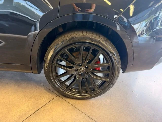 Certified Used 2023  Maserati Modena image 11