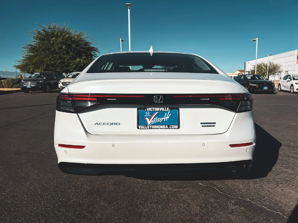 New 2026 White Honda Touring image 7