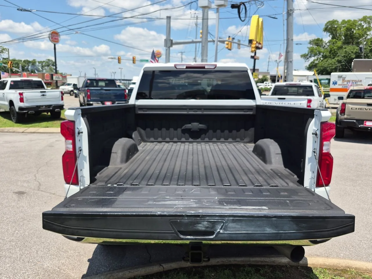 Used 2020 SUMMIT WHITE Chevrolet LTZ image 24