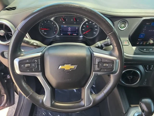 Used 2021 IRON GRAY METALLIC Chevrolet LT image 27