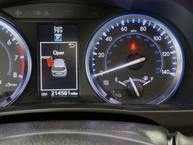 Used 2016 Blue Toyota XLE V6 image 12