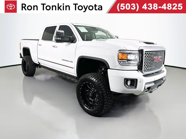 2017 GMC Sierra 2500HD Denali