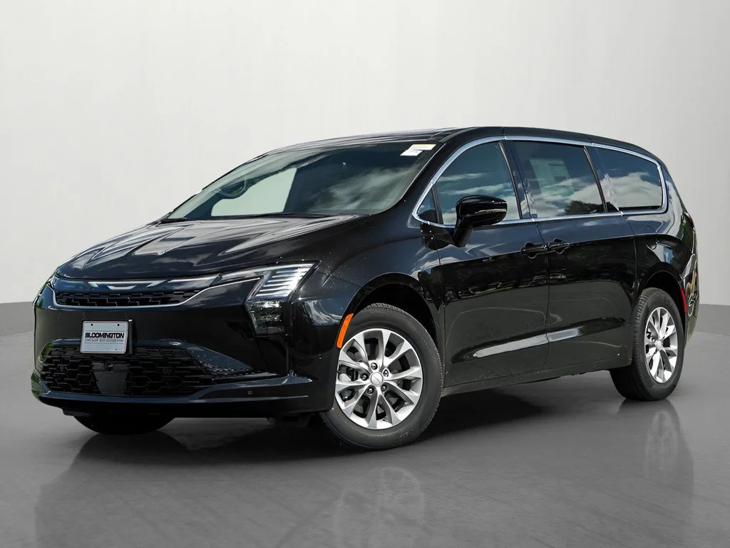 2027 Chrysler Pacifica Select AWD's photo