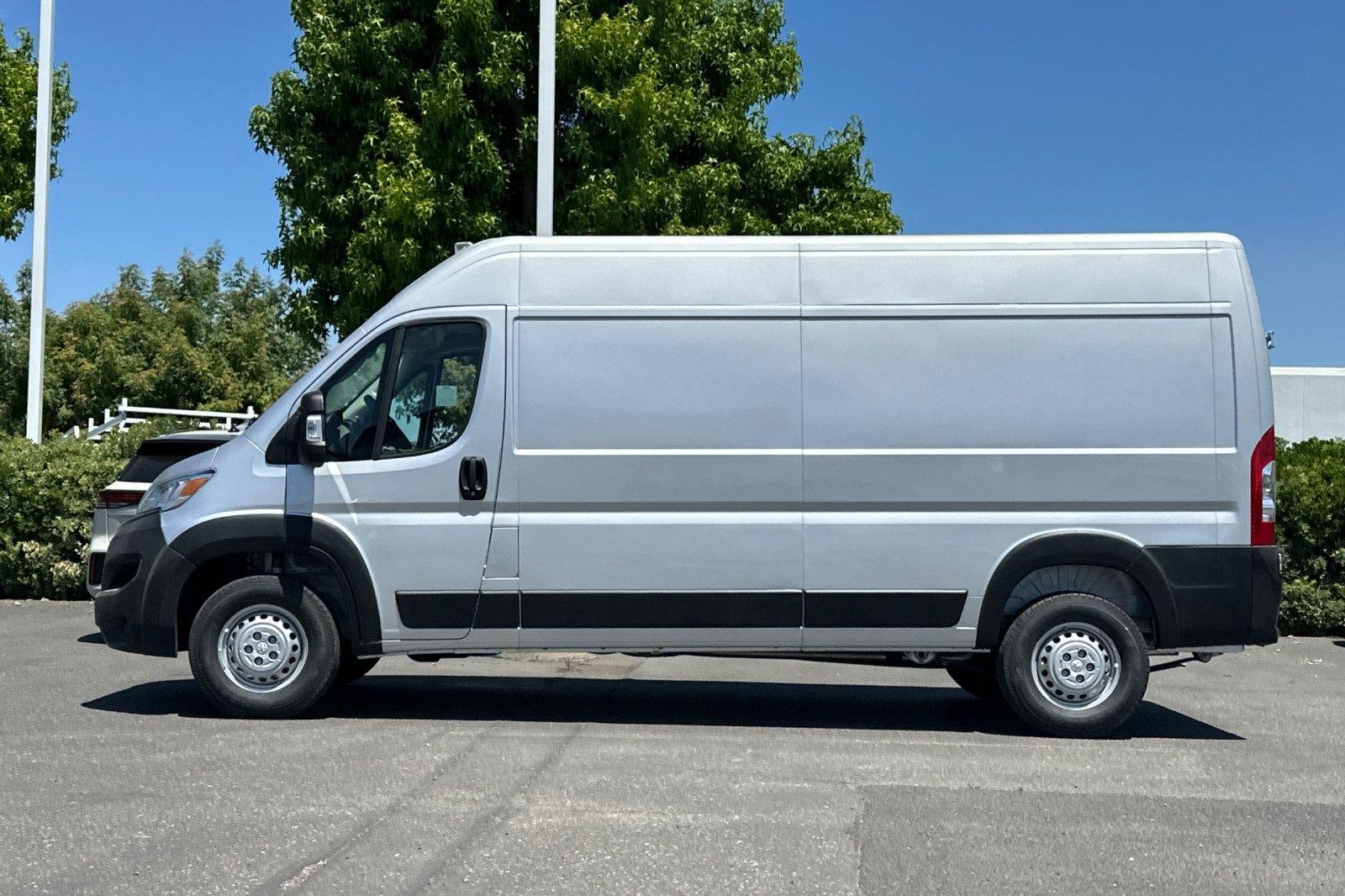 New 2026 Bright Silver Metallic Clearcoat Ram Tradesman image 7