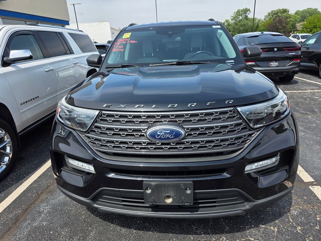 2021 Ford Explorer XLT 4WD's photo
