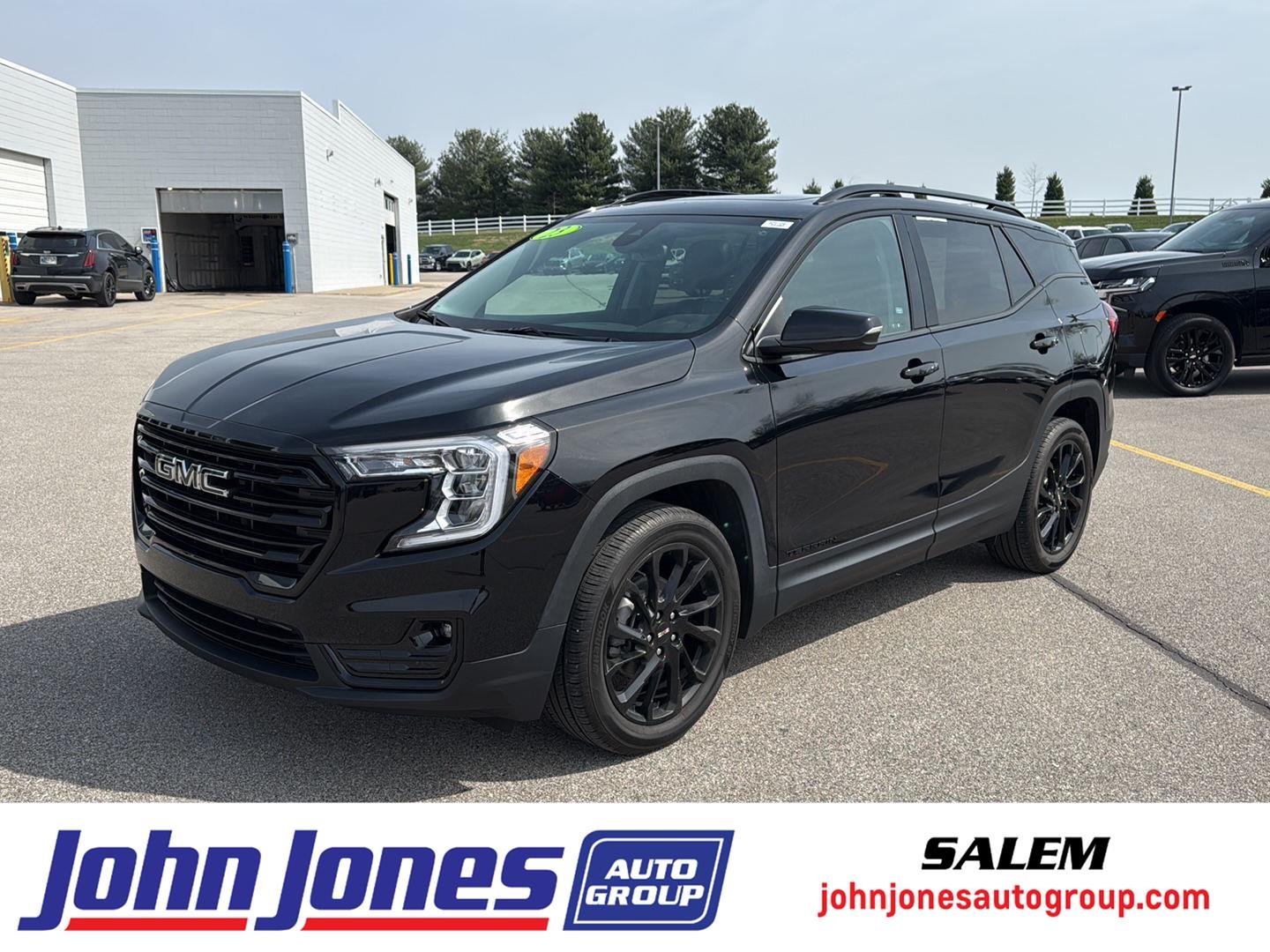 2023 GMC Terrain SLT