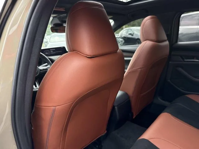 Certified Used 2025 Beige Mazda 2.5 Carbon Turbo image 15