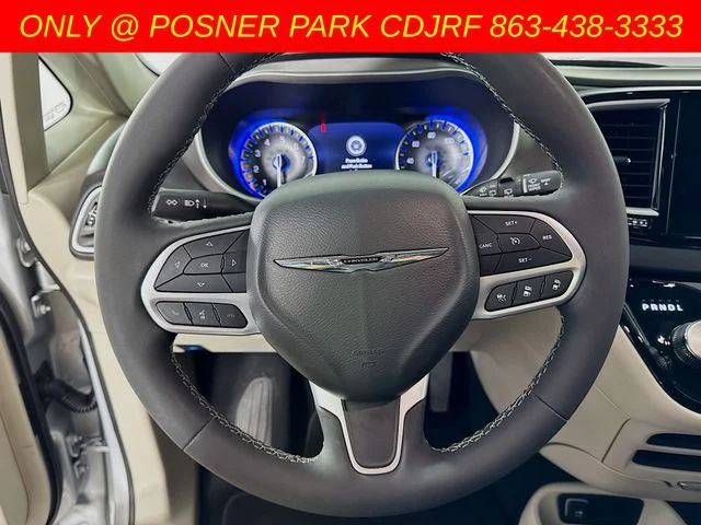 Used 2024 Silver Chrysler Touring L image 11