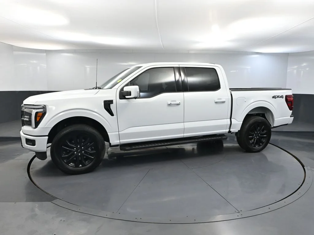 Used 2025 White Ford Lariat image 11