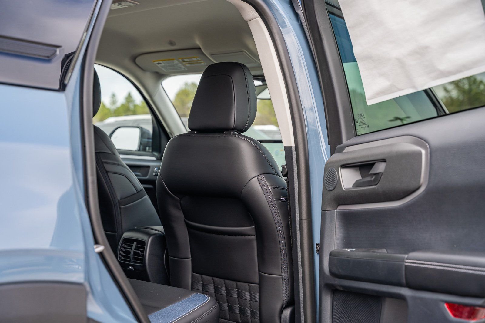 New 2026 Azure Gray Metallic Tri-Coat Ford Outer Banks® image 10