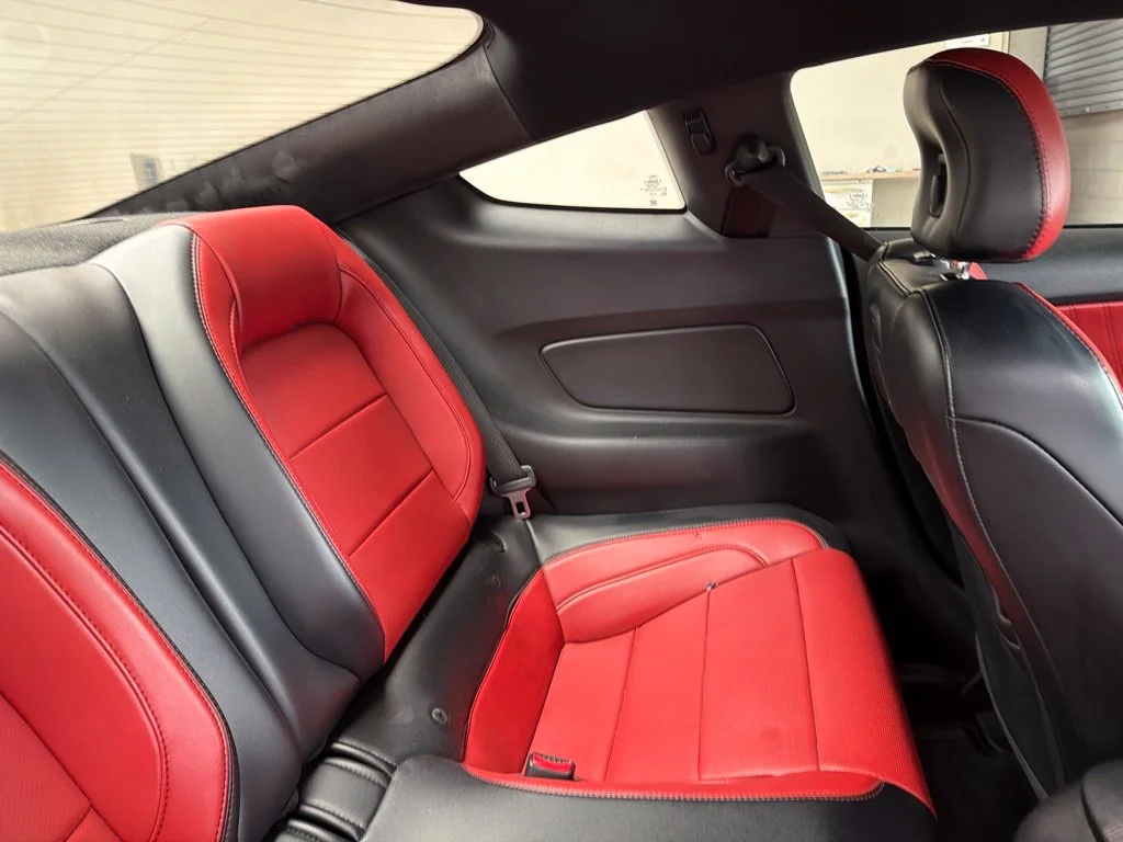 Used 2017 Gray Ford GT Premium image 26