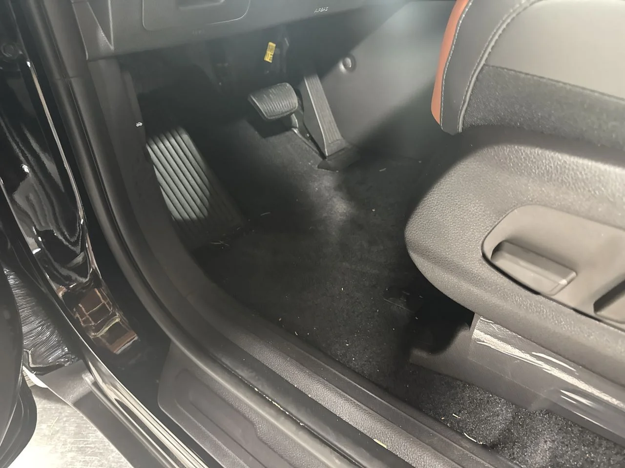 New 2026 Aurora Black Kia EX image 15