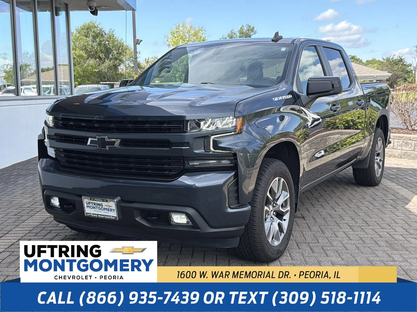 Used 2022 Shadow Gray Metallic Chevrolet RST image 1