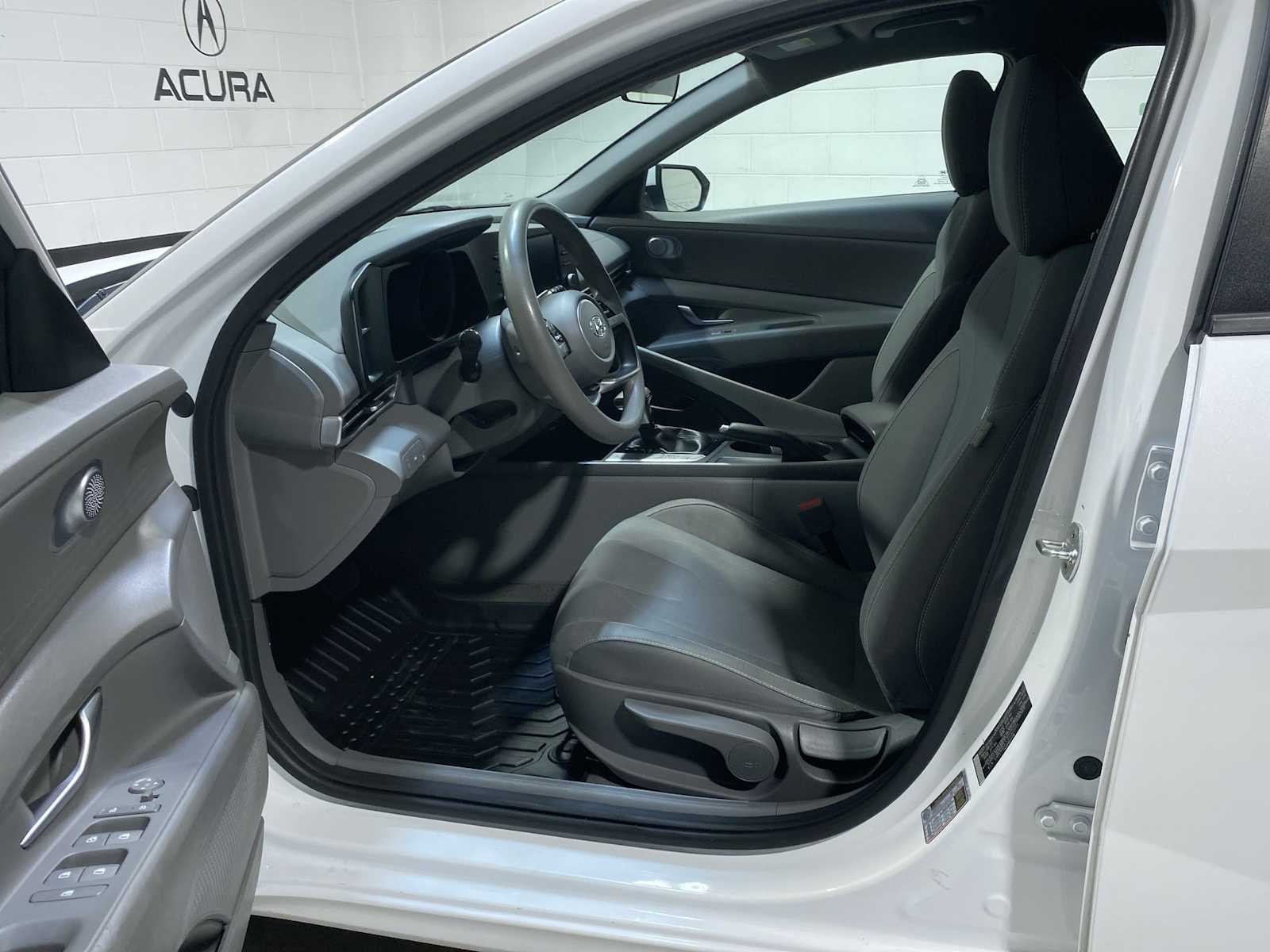 Used 2023 Serenity White Pearl Hyundai SEL image 2