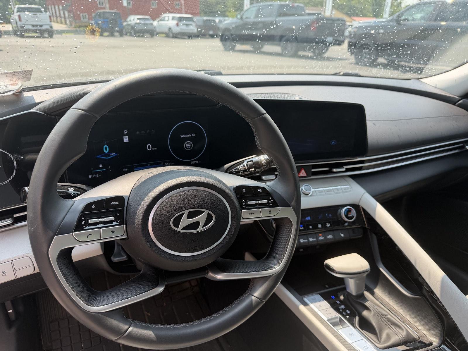 Used 2024 Amazon Gray Hyundai Limited image 10