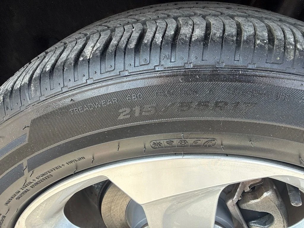 Used 2016 Black Honda EX-L image 21