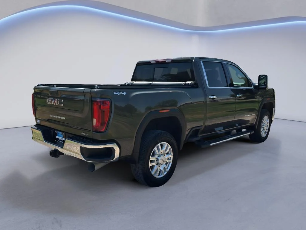 Used 2023 Forest Metallic GMC SLT image 5